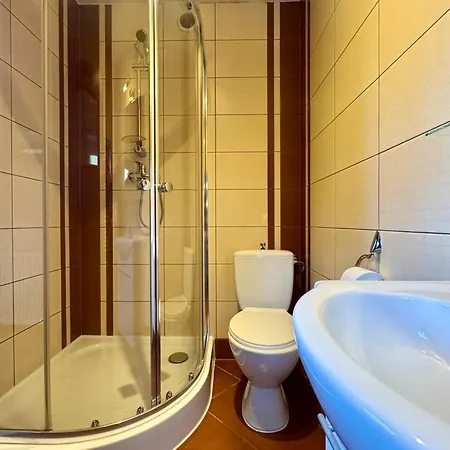 Leśniczówka Zieleniec Pensión 3*