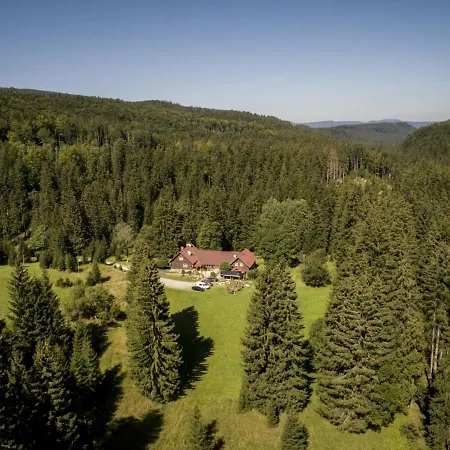 Leśniczówka Zieleniec Pensión 3*