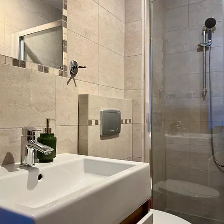 Pensión Leśniczówka Zieleniec 3*