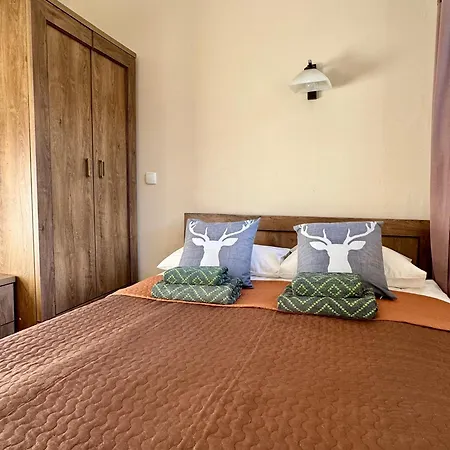 Pensión Leśniczówka Zieleniec 3*